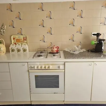 Montano Illuminato Dalla Via Lattea