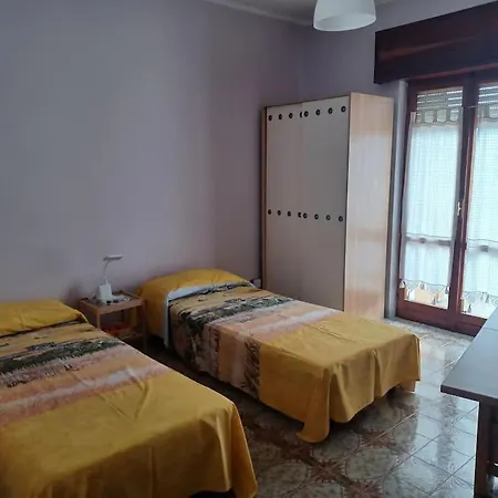 Montano Illuminato Dalla Via Lattea 塞拉圣布鲁诺