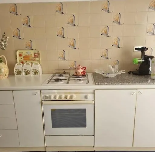 Montano Illuminato Dalla Via Lattea