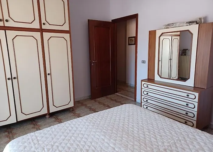 Montano Illuminato Dalla Via Lattea 塞拉圣布鲁诺